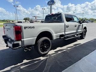 2025 Ford F-350 Lariat Super Duty