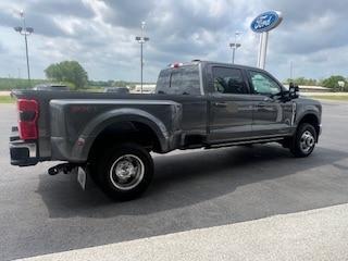2025 Ford F-350 Lariat Super Duty