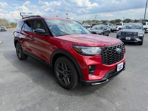 2025 Ford Explorer ST