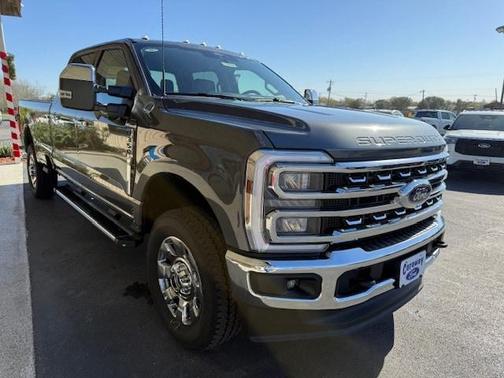 2026 Ford F-350 Lariat Super Duty