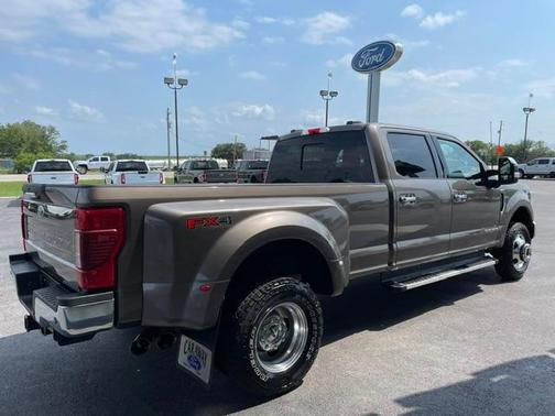 Brown 2022 Ford F-350 XLT