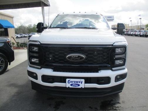 2025 Ford F-350 Lariat Super Duty
