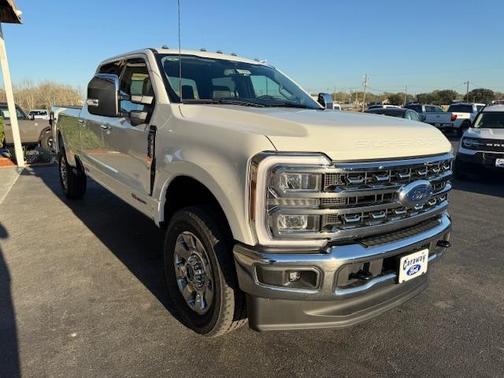 2026 Ford F-350 Lariat Super Duty