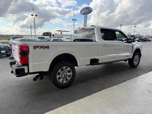 2026 Ford F-350 Lariat Super Duty
