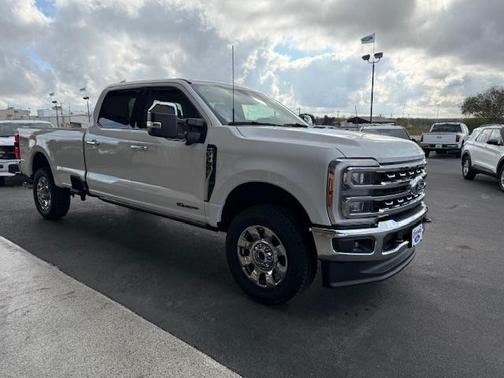 2026 Ford F-350 Lariat Super Duty