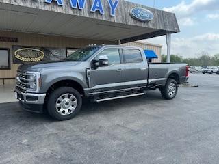 2025 Ford F-350 Lariat Super Duty
