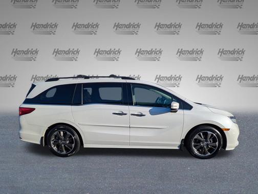 2023 Honda Odyssey 