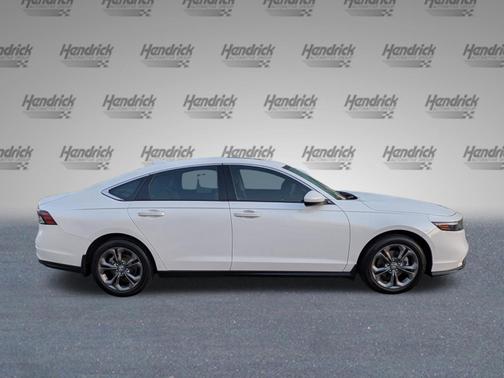 Platinum White Pearl 2023 Honda Accord