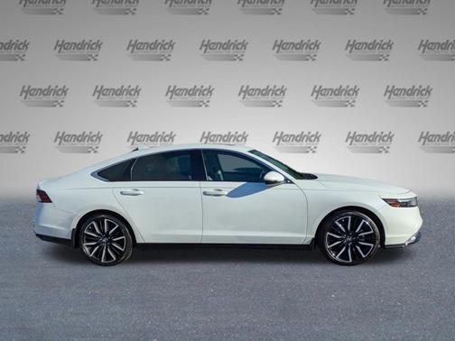 2023 Honda Accord Hybrid 