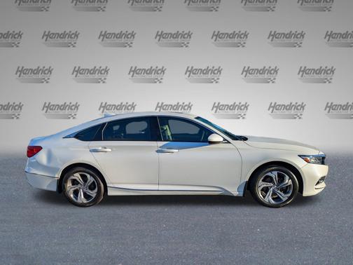 2020 Honda Accord 