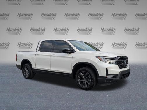 Platinum White Pearl 2025 Honda Ridgeline
