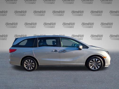 2024 Honda Odyssey 
