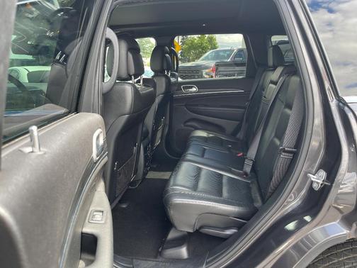 2020 Jeep Grand Cherokee Limited for sale in Tacoma, WA - image 16