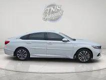 Platinum White Pearl 2019 Honda Accord LX