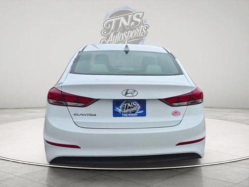 Quartz White Pearl 2017 Hyundai ELANTRA SE