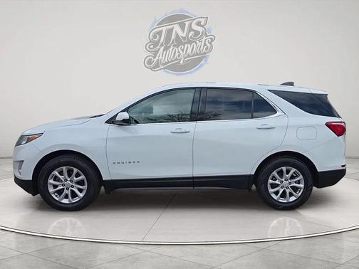 Summit White 2018 Chevrolet Equinox LT
