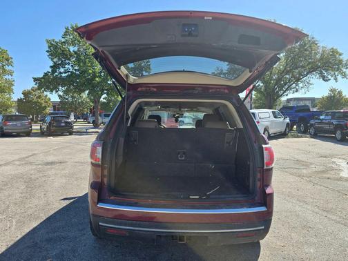2016 GMC Acadia SLT-1
