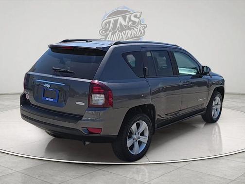 Granite Crystal Metallic Clearcoat 2016 Jeep Compass Latitude
