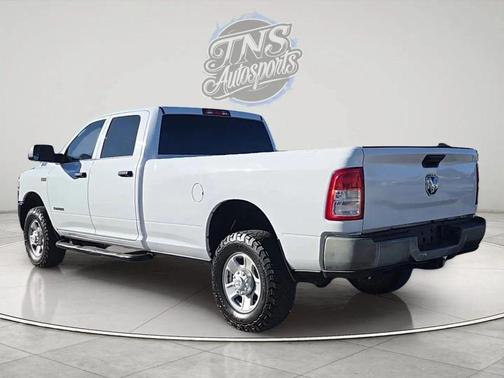 2022 RAM 2500 Tradesman Crew Cab 4x4 8' Box