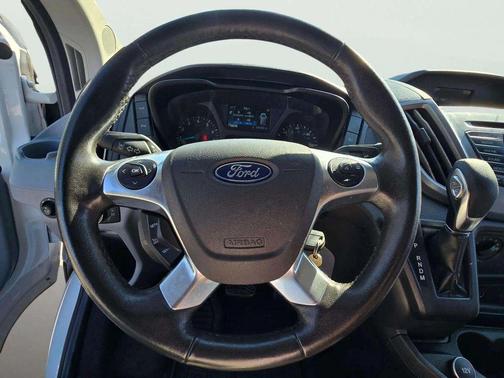 2017 Ford Transit-150 XLT