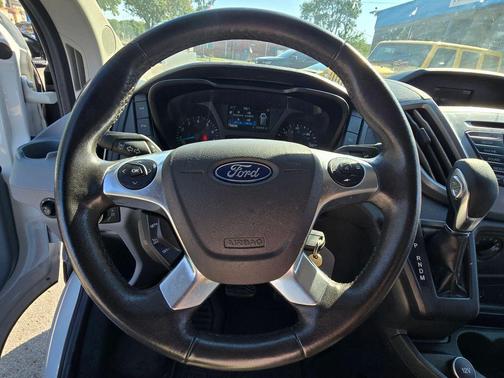 2017 Ford Transit-150 XLT