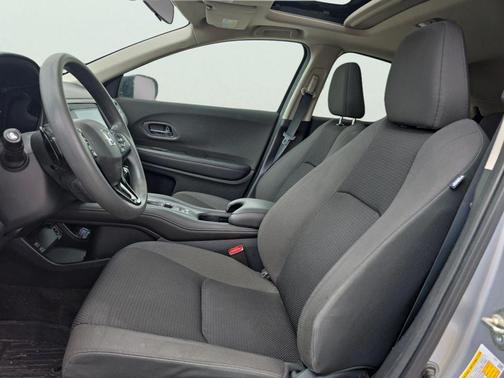Lunar Silver Metallic 2019 Honda HR-V EX