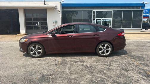 2016 Ford Fusion SE