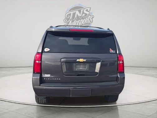 2016 Chevrolet Suburban LT