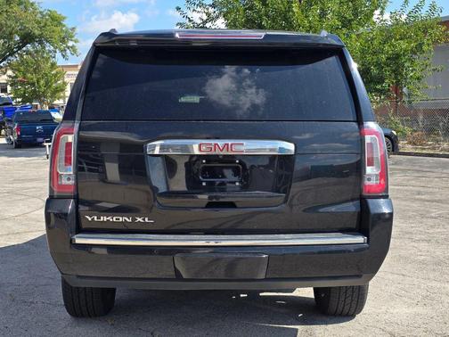 2019 GMC Yukon XL Denali