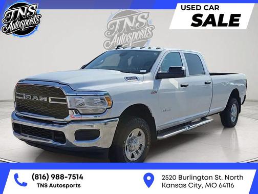 Bright White Clearcoat 2022 RAM 2500 Tradesman Crew Cab 4x4 8' Box