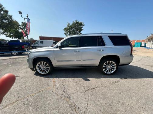 2017 Cadillac Escalade Premium Luxury