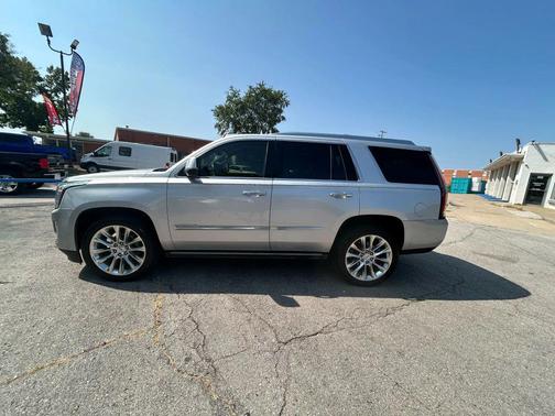 2017 Cadillac Escalade Premium Luxury