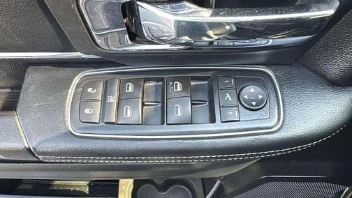 2016 RAM 1500 Laramie