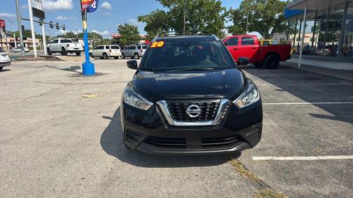 2020 Nissan Kicks SV