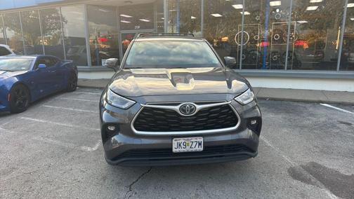 2020 Toyota Highlander Hybrid LE