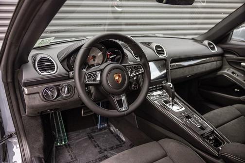 2025 Porsche 718 Boxster GTS 4.0