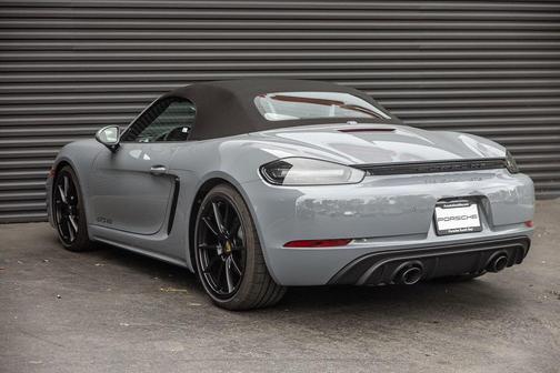 2025 Porsche 718 Boxster GTS 4.0