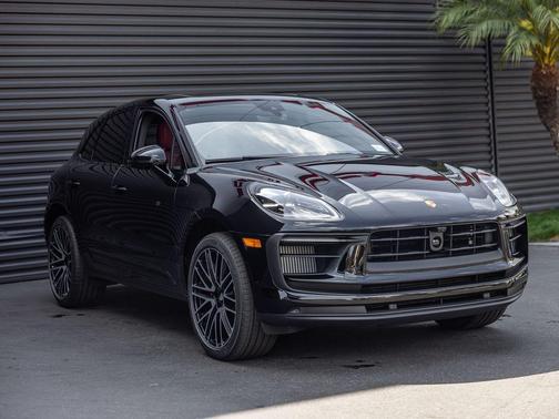 Black 2026 Porsche Macan Macan