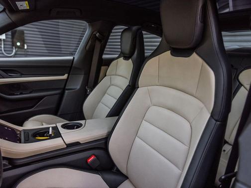 2026 Porsche Taycan 4