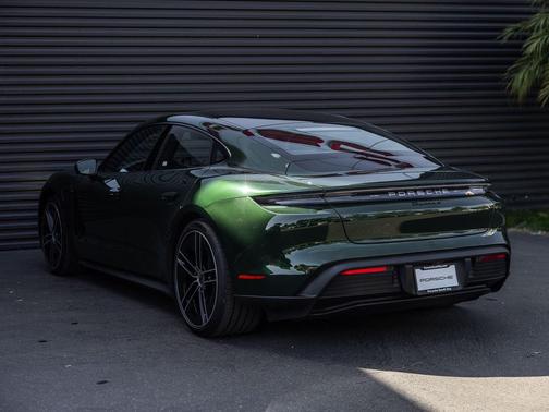 2026 Porsche Taycan 4
