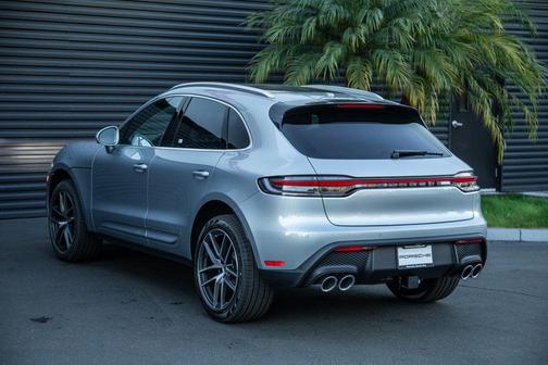 2026 Porsche Macan 
