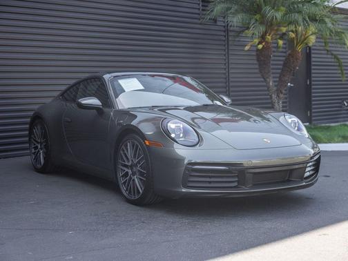Green 2022 Porsche 911 911 Carrera S