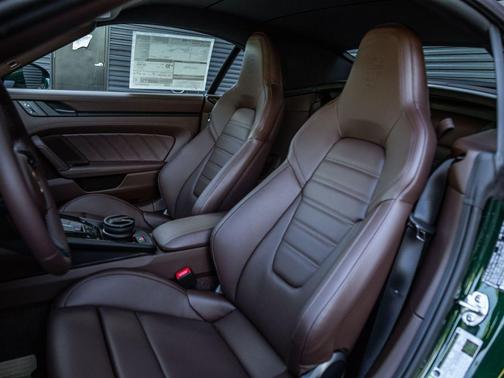 2026 Porsche 911 Carrera GTS