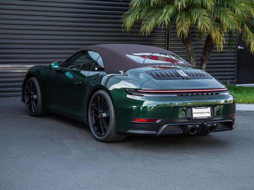 2026 Porsche 911 Carrera GTS