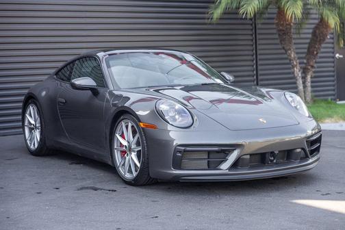 2024 Porsche 911 Carrera GTS