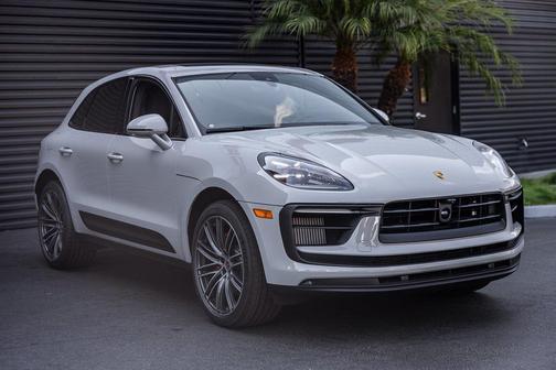2025 Porsche Macan S