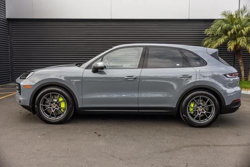 2025 Porsche Cayenne Cayenne E-Hybrid