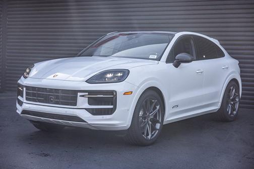 2026 Porsche Cayenne GTS