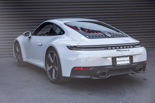 2025 Porsche 911 Carrera S