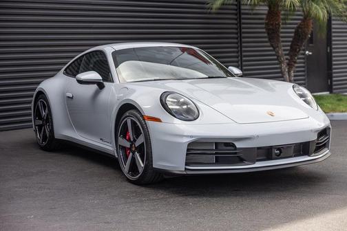 2025 Porsche 911 Carrera S